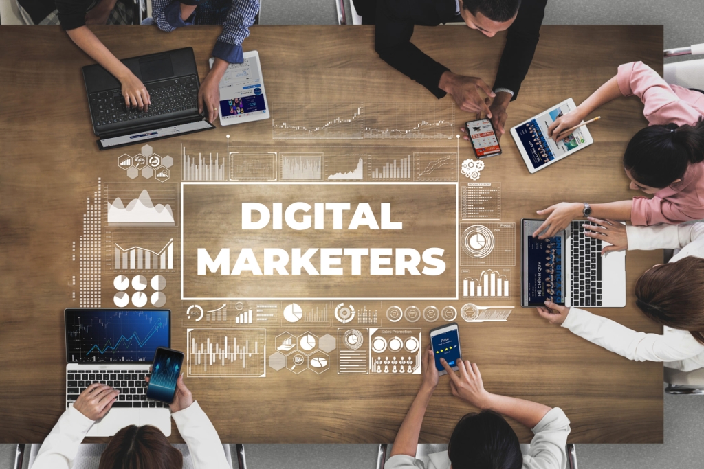 Differences between two types of digital marketers: The Optimizer (Tortoise) and The Strategist (Hare)